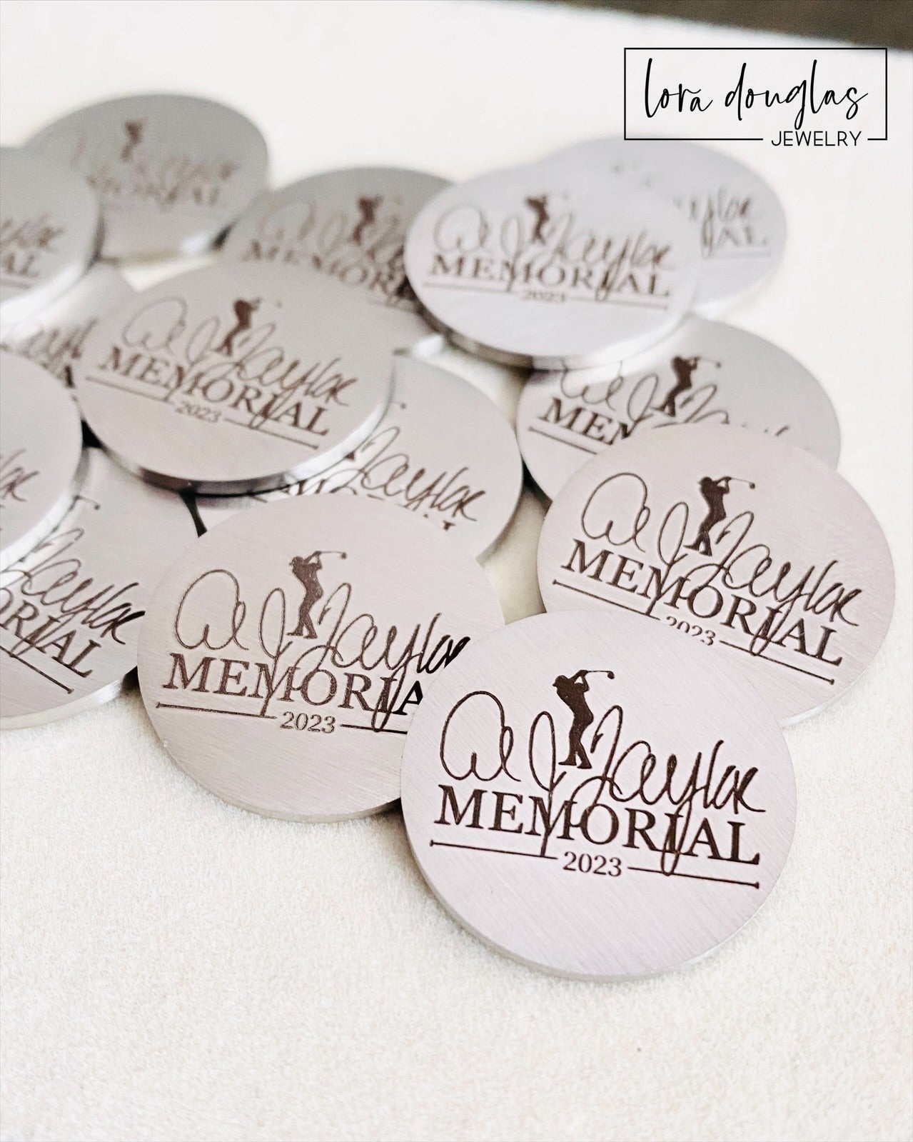 Silver Stainless Steel Golf Ball Marker Laser Engraved with Your Logo or Image