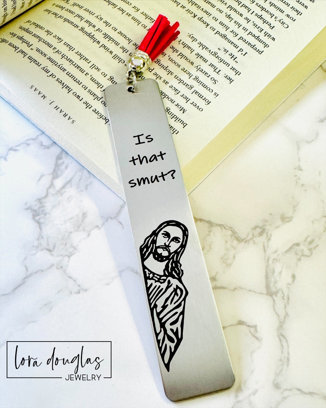 Is that smut bookmark. Can be personalized on the back