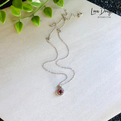 sterling silver garnet necklace
